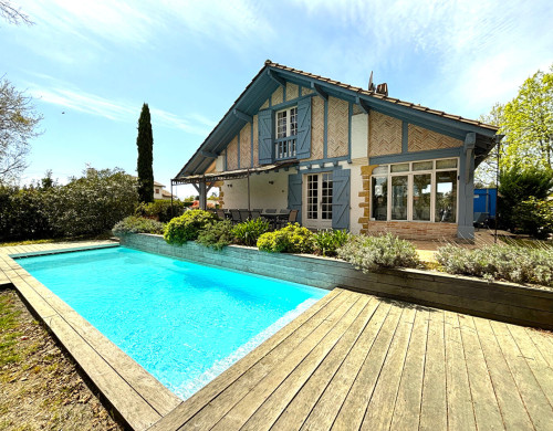 maison  GUJAN MESTRAS