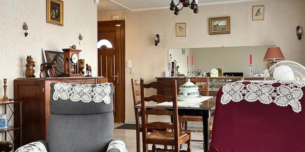 maison à IZON (33450)