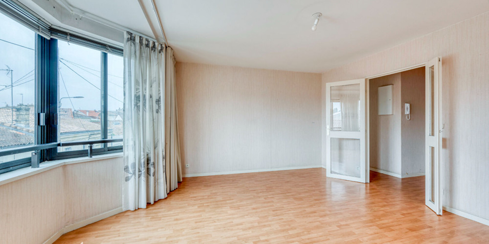 appartement à BORDEAUX (33200)