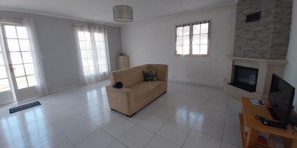 maison à PODENSAC (33720)