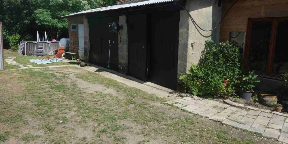 maison à ST AUBIN DE BLAYE (33820)