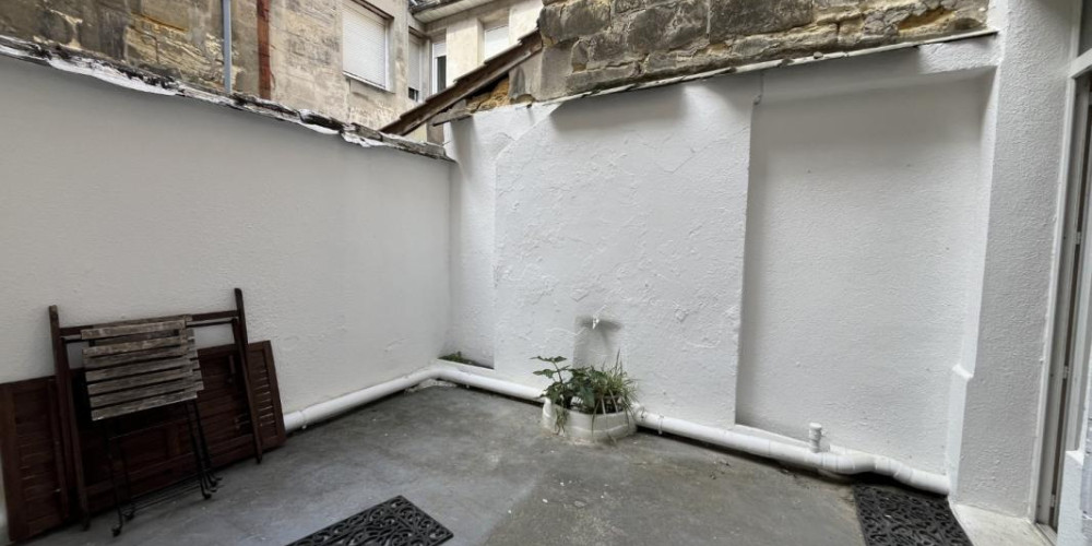 appartement à BORDEAUX (33800)