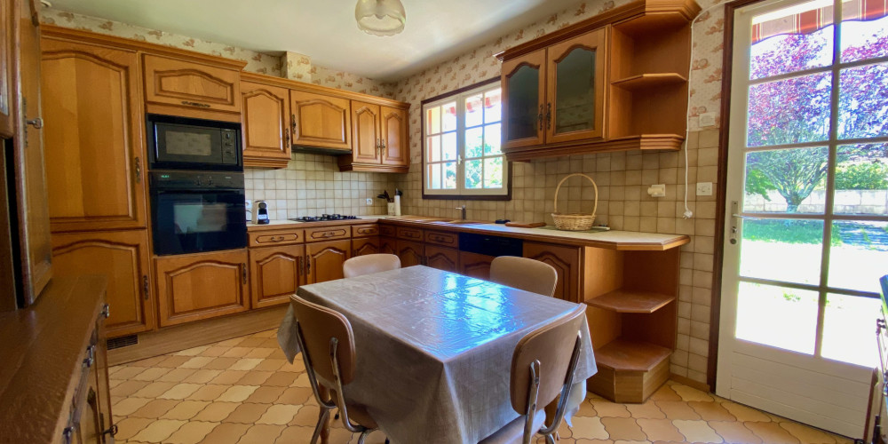 maison à VILLENAVE D ORNON (33140)