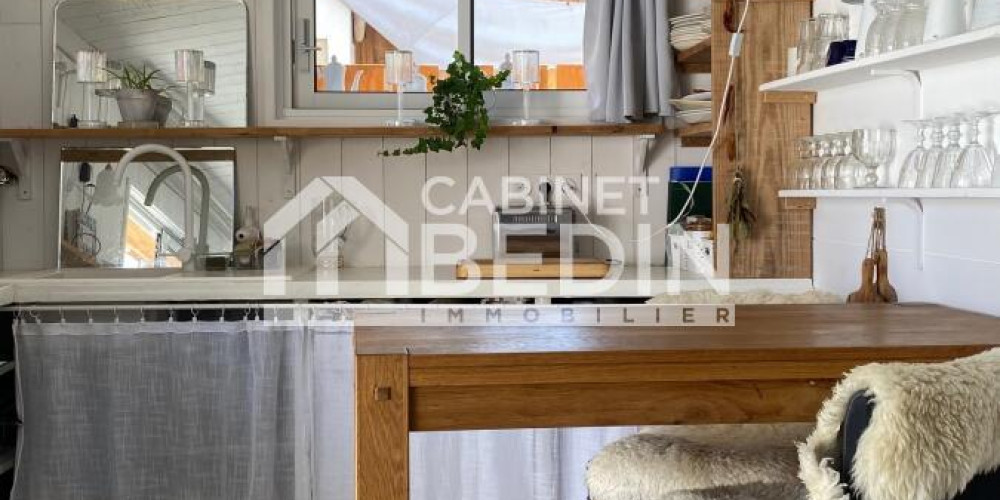 maison à ARES (33740)