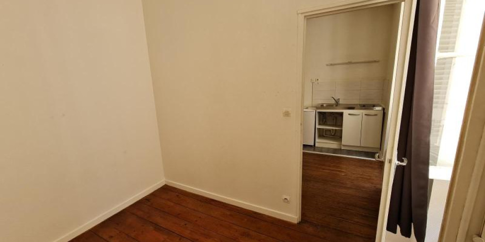 appartement à BORDEAUX (33000)