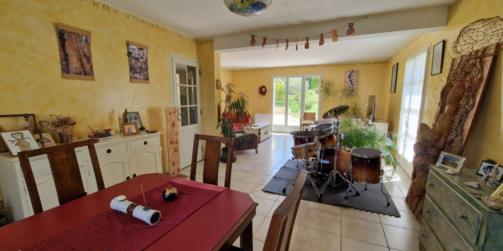 maison à FARGUES ST HILAIRE (33370)