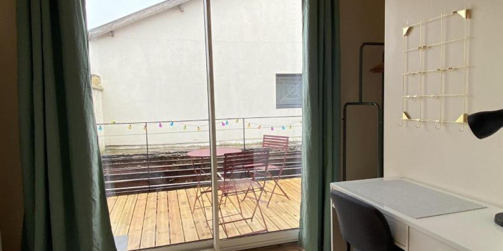 appartement à BORDEAUX (33800)