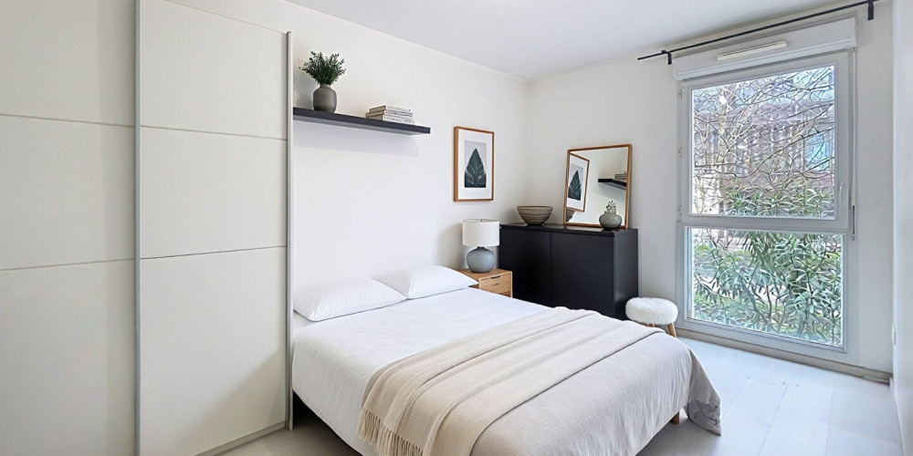 appartement à BORDEAUX (33300)