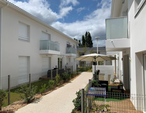 appartement  AMBARES ET LAGRAVE