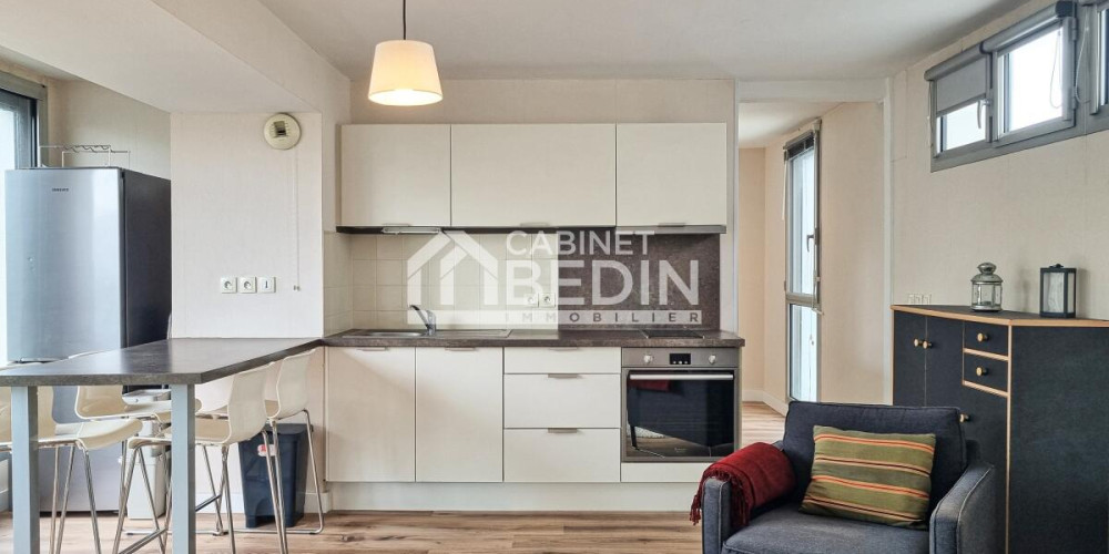 appartement à BORDEAUX (33300)