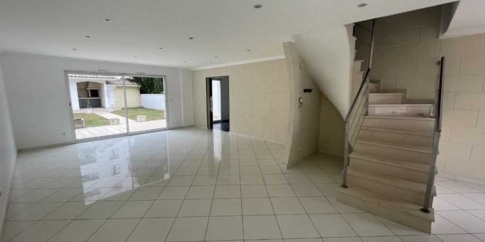 maison à VILLENAVE D ORNON (33140)