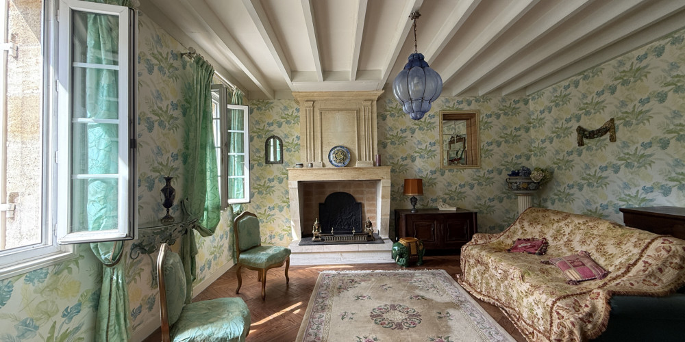 maison à LES ARTIGUES DE LUSSAC (33570)