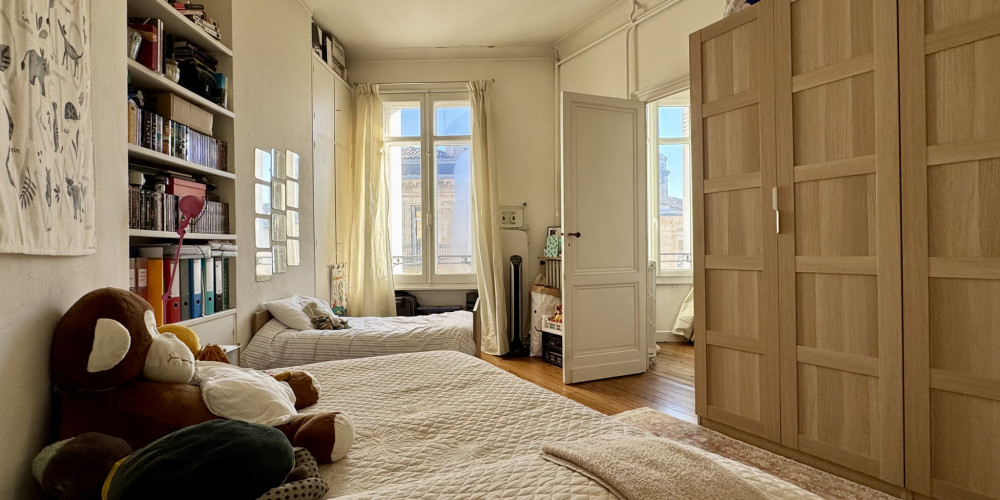 appartement à BORDEAUX (33000)