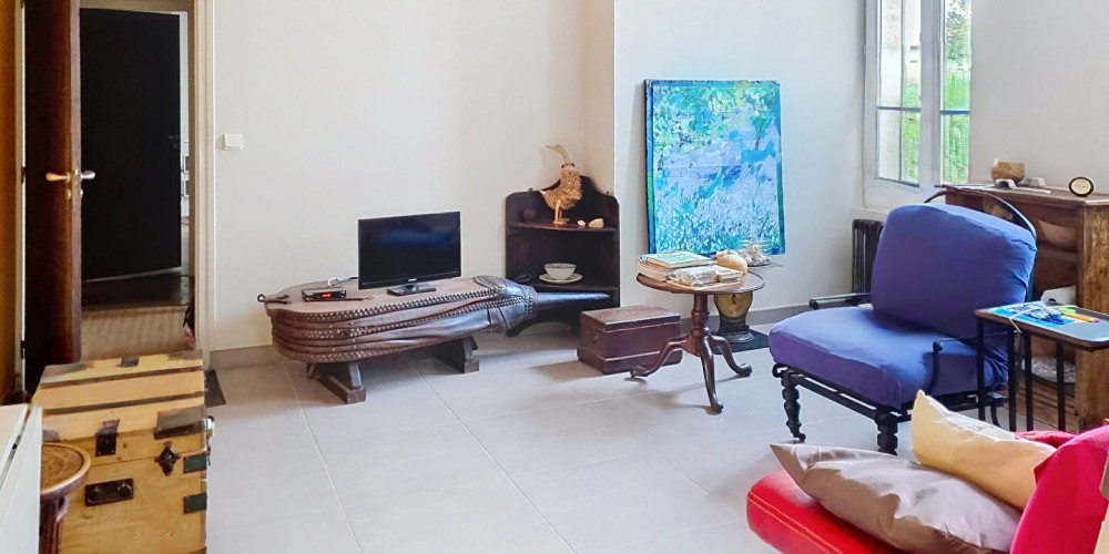 maison à LE TAILLAN MEDOC (33320)