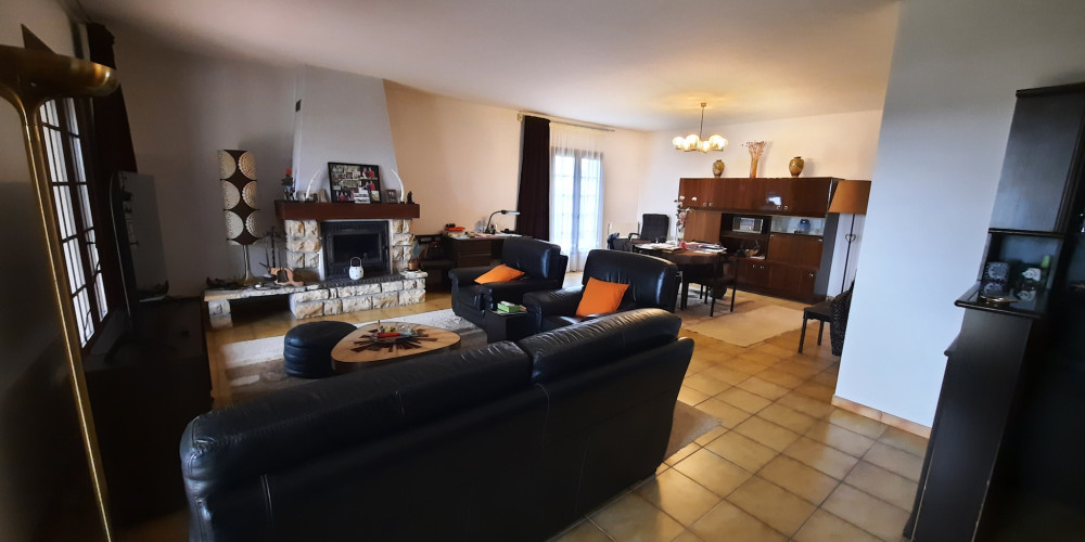 maison à SAUVETERRE DE GUYENNE (33540)