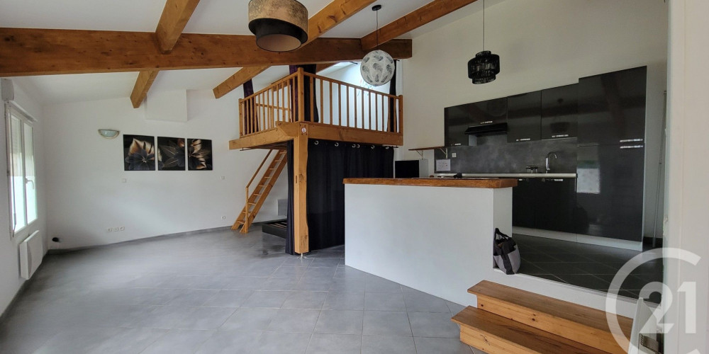 appartement à MONTAGNE (33570)