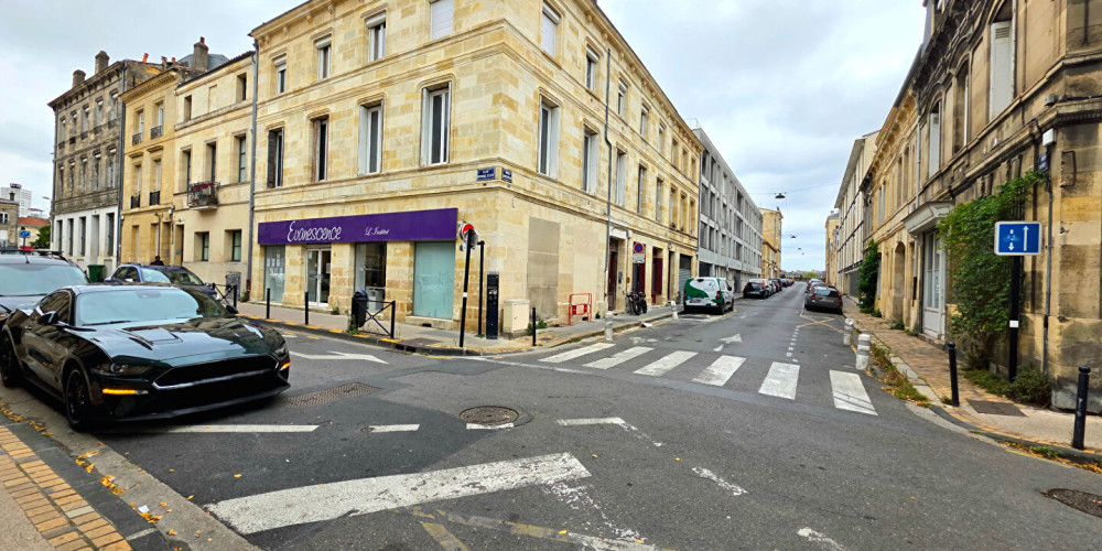 appartement à BORDEAUX (33100)