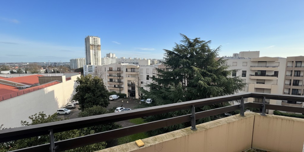 appartement à LE BOUSCAT (33110)