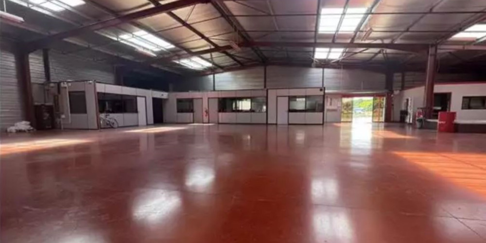 local industriel à CESTAS (33610)