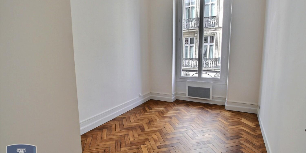 appartement à BORDEAUX (33000)