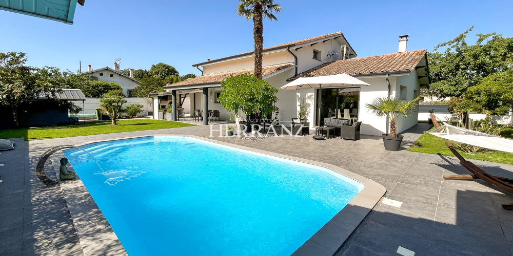 maison à VILLENAVE D ORNON (33140)