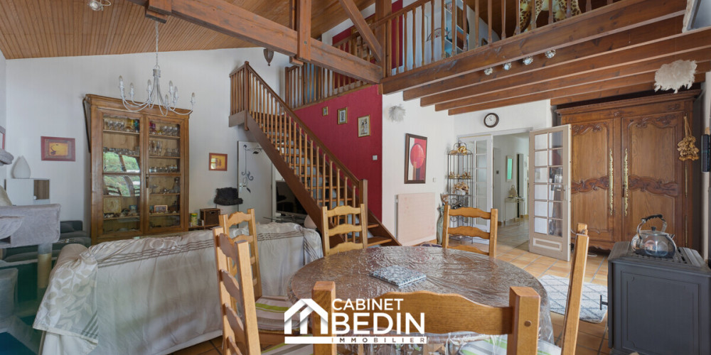 maison à LA BREDE (33650)