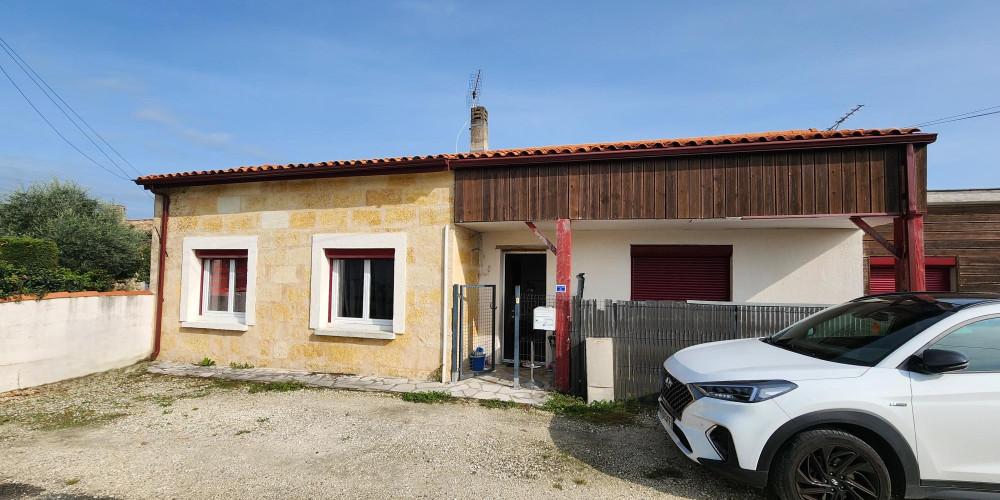 maison à VIRSAC (33240)
