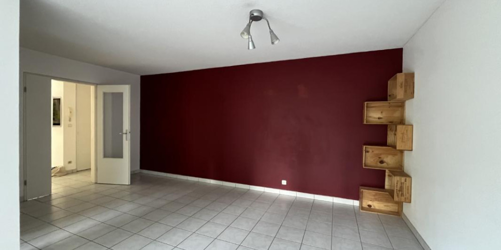 appartement à BORDEAUX (33800)
