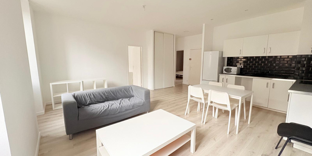 appartement à BORDEAUX (33800)
