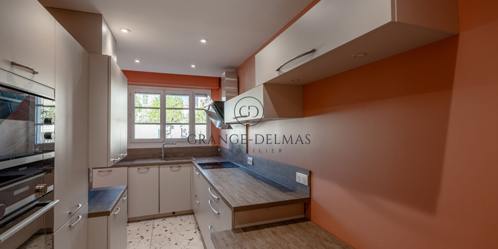 appartement à BORDEAUX (33000)