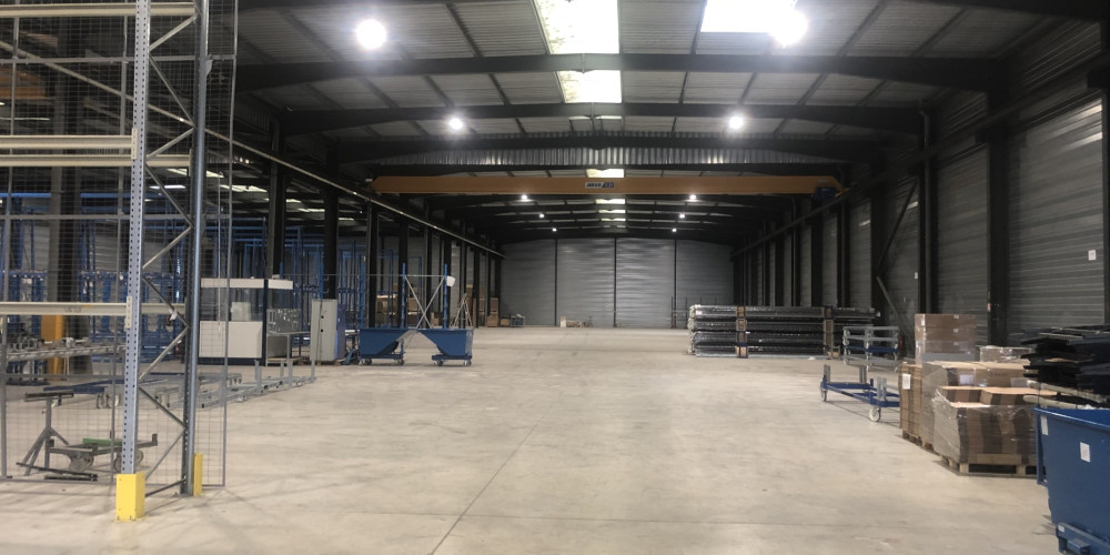 local industriel à CARBON BLANC (33560)