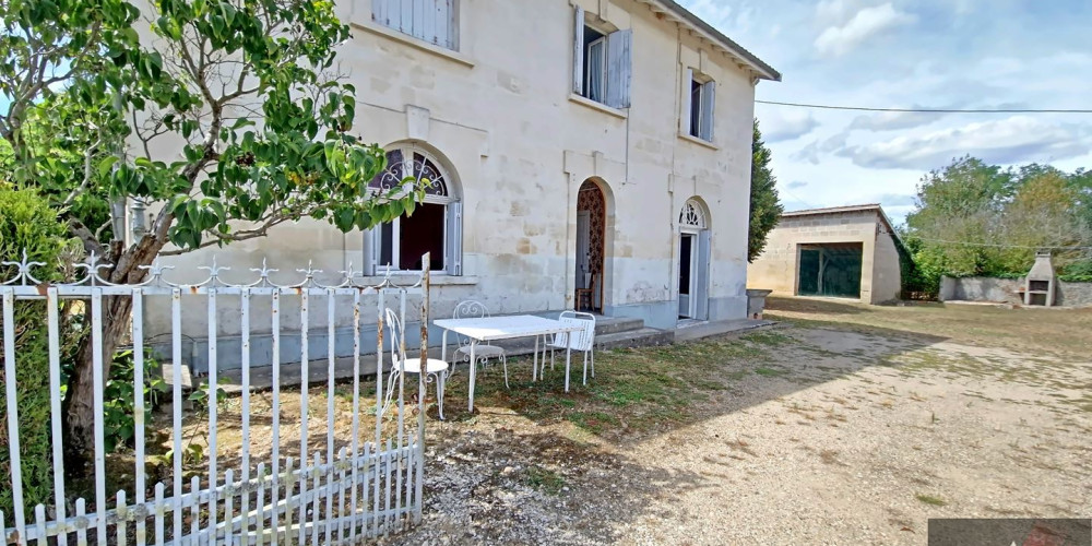 maison à PETIT PALAIS ET CORNEMPS (33570)