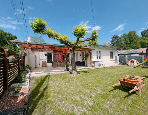 maison  FARGUES