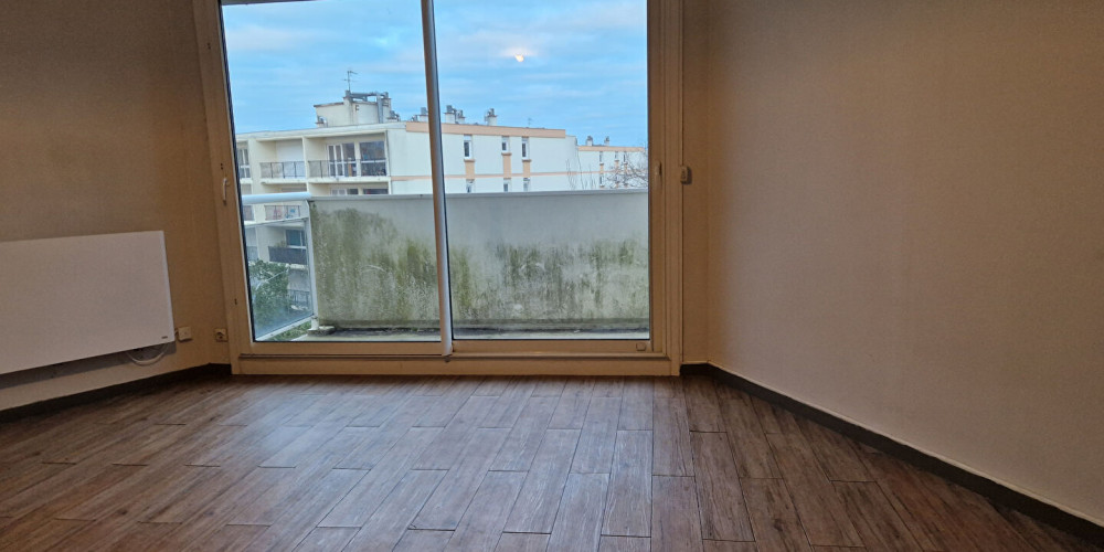 appartement à PESSAC (33600)
