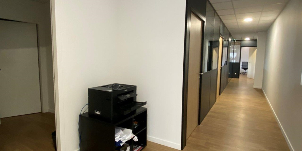 local industriel à MERIGNAC (33700)