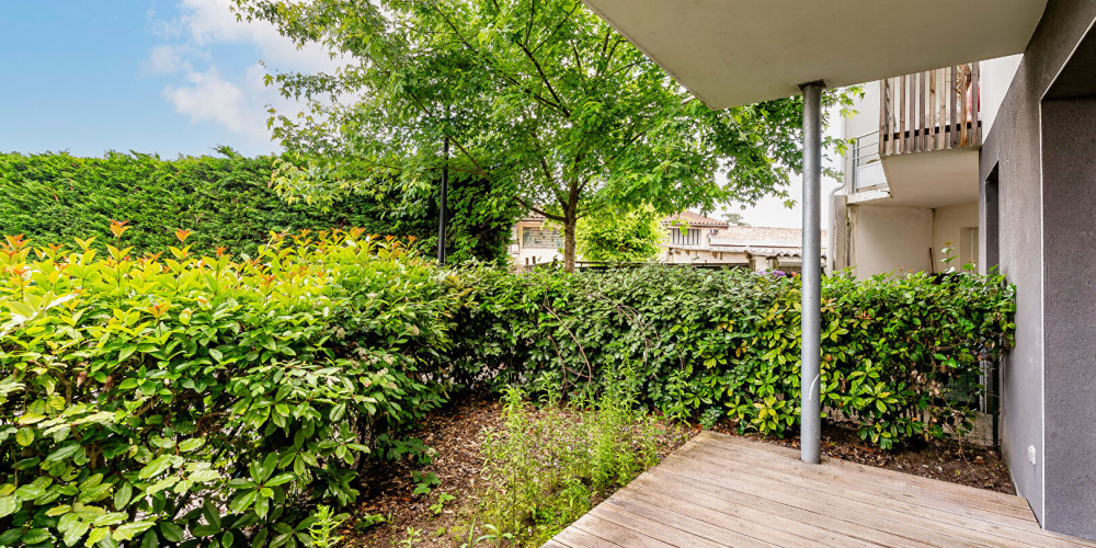 appartement à ST JEAN D ILLAC (33127)