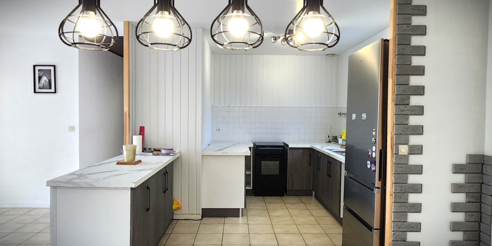 maison à ST GERVAIS (33240)