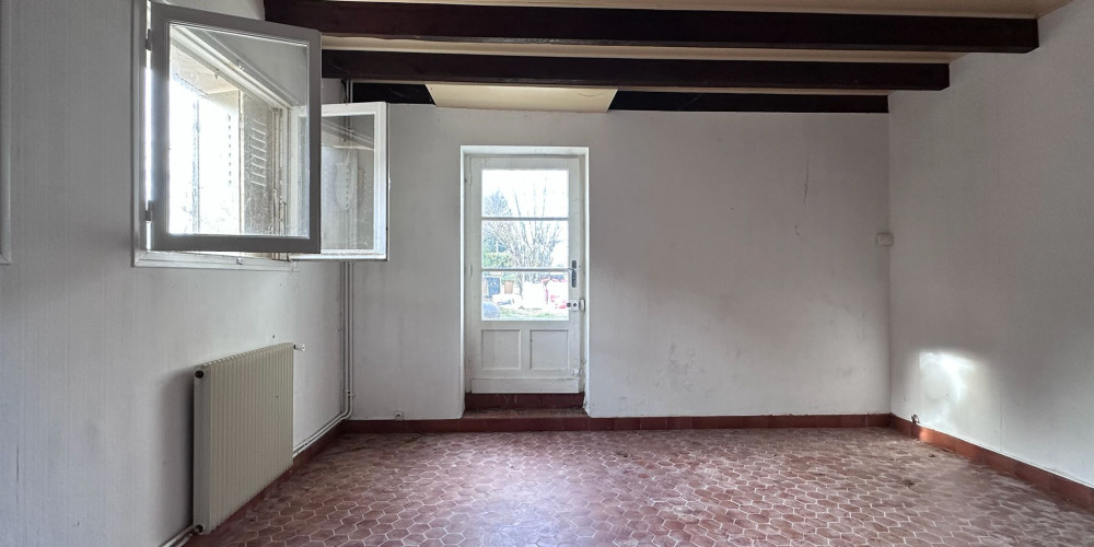 maison à LUGON ET L ILE DU CARNAY (33240)