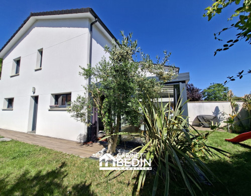 maison  EYSINES