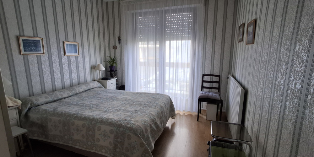 appartement à BORDEAUX (33200)