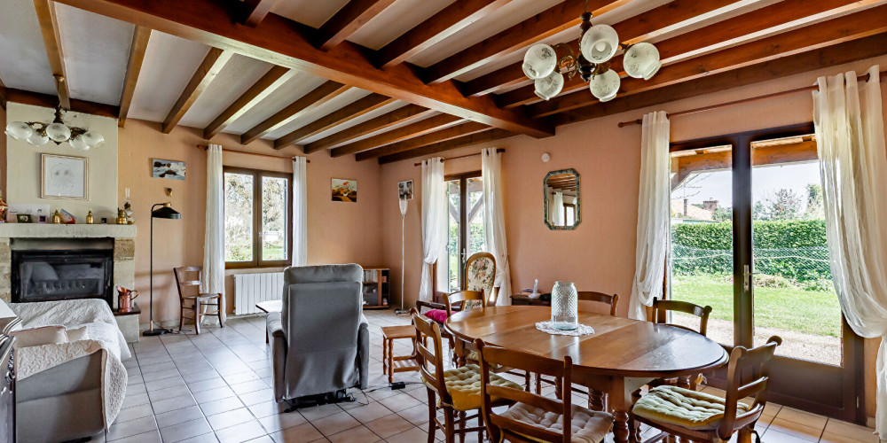 maison à MOULIETS ET VILLEMARTIN (33350)