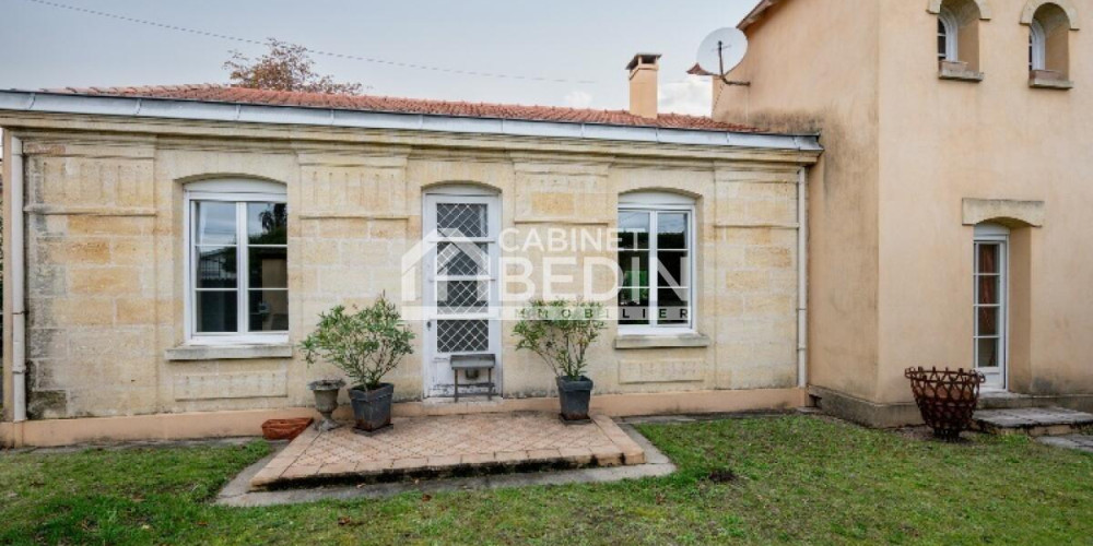 maison à AMBARES ET LAGRAVE (33440)