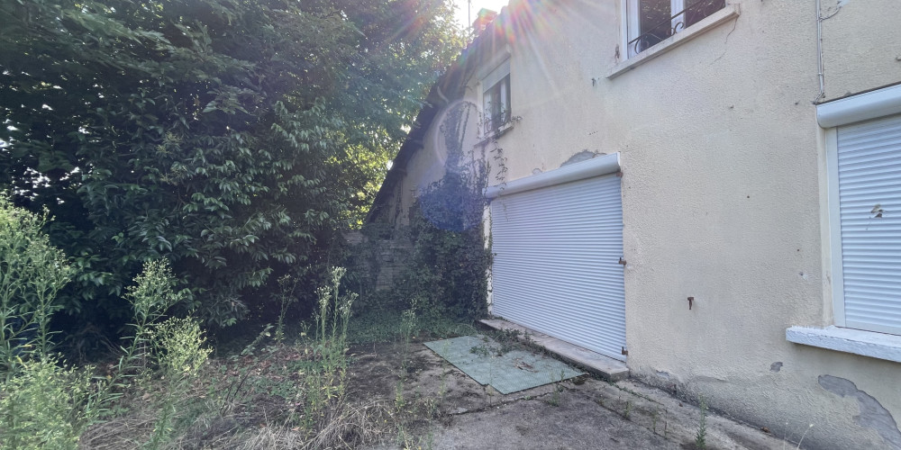 maison à COUTRAS (33230)