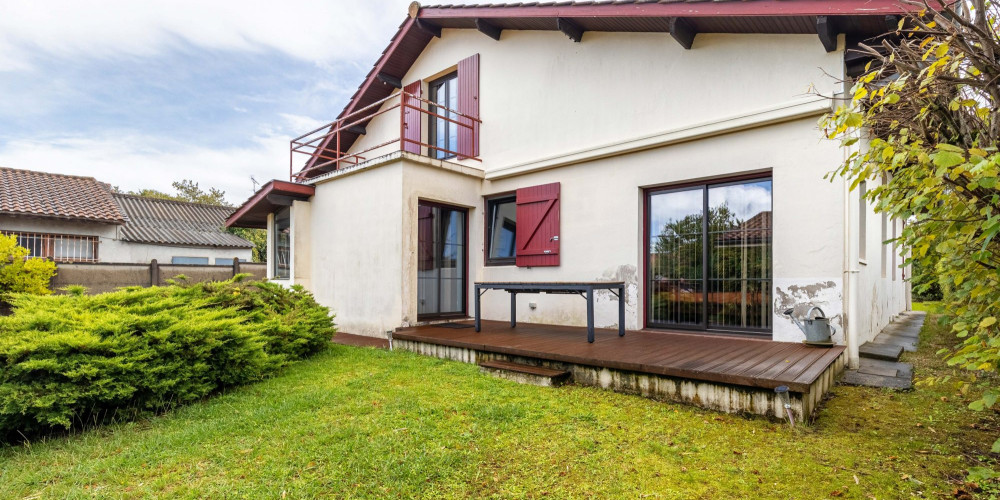 maison à PESSAC (33600)