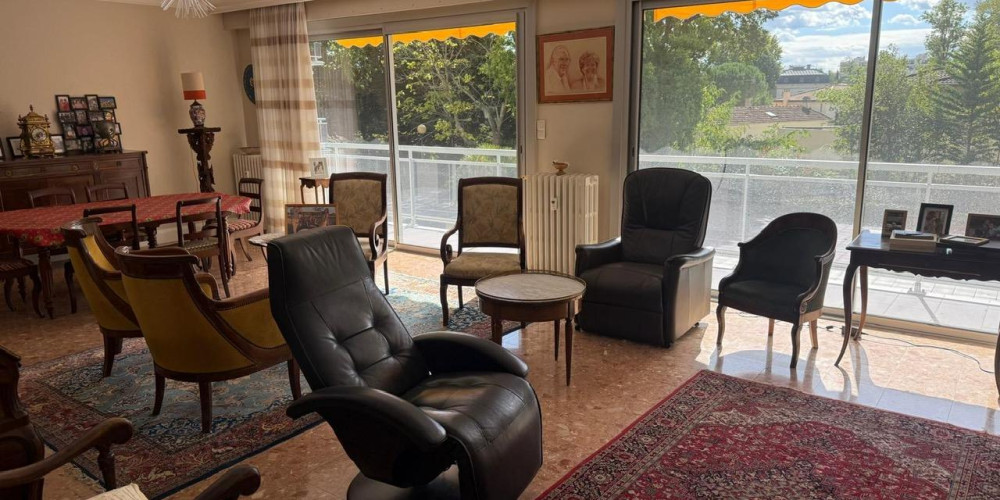appartement à BORDEAUX (33200)