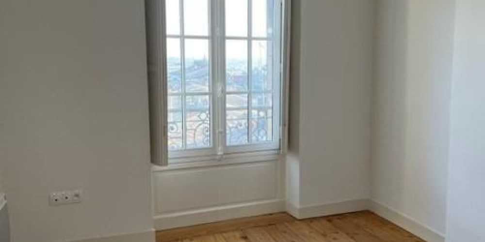 appartement à BORDEAUX (33000)