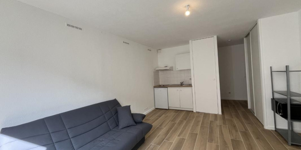 appartement à BORDEAUX (33800)