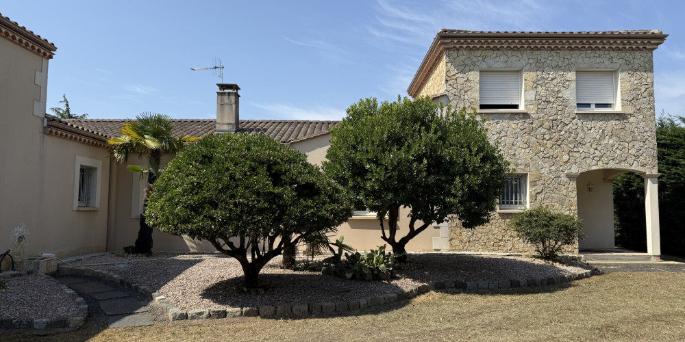 maison à AMBARES ET LAGRAVE (33440)