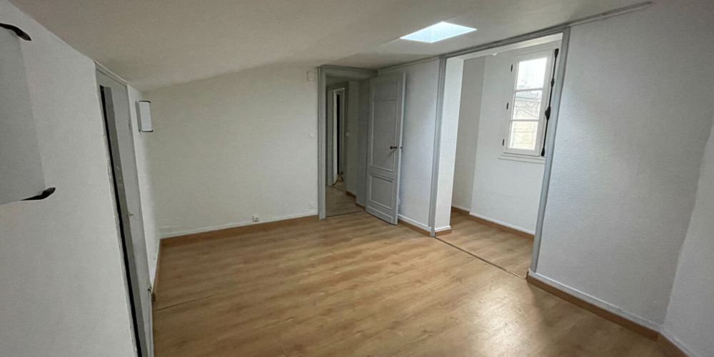 appartement à BORDEAUX (33000)