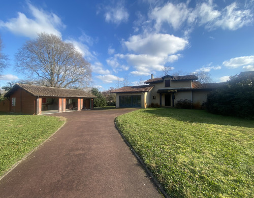 maison  MERIGNAC